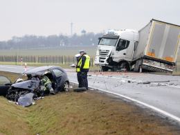Tragiczne zdarzenie pod Brzegiem. Nie żyją dwie osoby