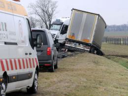 Tragiczne zdarzenie pod Brzegiem. Nie żyją dwie osoby