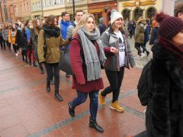 Ponad pół tysiąca maturzystów zatańczyło poloneza na opolskim rynku