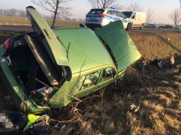 Wjechała do rowu, policjantom tłumaczyła, że to przez leki