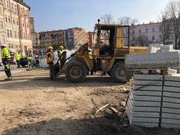 Zderzenie widlaka z BMW spowodowało duże utrudnienia w centrum miasta