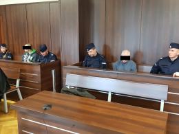 Zabójstwo na Broniewskiego. Bezdomni skazani na 8 i 12 lat więzienia