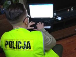 Wysłał swoje nagie zdjęcia 12-latce