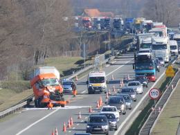 Zderzenie ciężarówek na opolskim odcinku A4 spowodowało wielkie korki