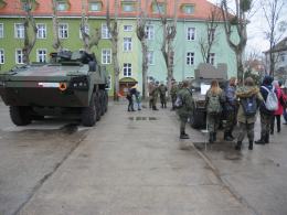 W koszarach 10 Brygady Logistycznej trwa uroczysty otwarty piknik