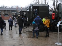 W koszarach 10 Brygady Logistycznej trwa uroczysty otwarty piknik