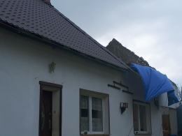 Trwa szacowanie strat po wichurze w gminie Walce.