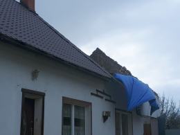 Trwa szacowanie strat po wichurze w gminie Walce.