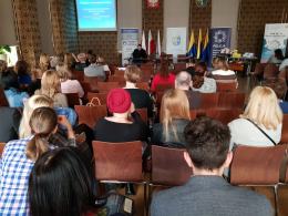 Problem narkotyków w szkołach nie zniknie? Trwa konferencja nt. przeciwdziałania narkomanii