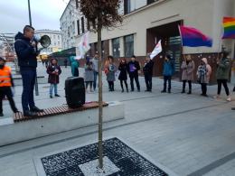 Dwie manifestacje w centrum miasta. Tęczowe Opole kontra Pro Prawo do życia