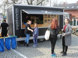Na parkingu pod NCPP zjechały się food trucki. Do wygrania 5 voucherów !Wyniki