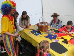 Na Placu Wolności trwa Ogólnopolski "Festiwal Uśmiechu. Kraina lalek, cyrku i zabawy"