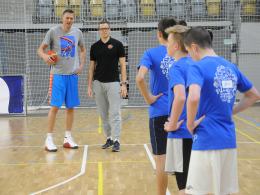 Pierwszy Polak w NBA, Cezary Trybański zachęcał opolską młodzież do uprawiania sportu