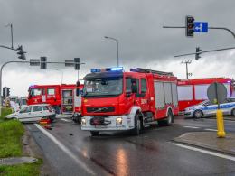 W Opolu-Wrzoskach zderzyły się pojazdy. Droga już przejezdna
