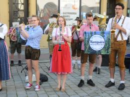 Kolejny autobus z nazwą miasta partnerskiego. W Opolu do tej pory jeździło takich 6