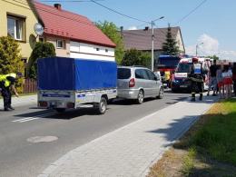 3-latek wjechał rowerkiem prosto pod jadący samochód. Wezwano śmigłowiec LPR