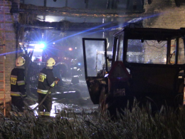 W Turawie od uderzenia pioruna zapalił się budynek