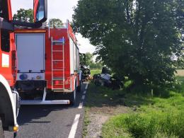 Wypadek między Kuniowem a Jasieniem, dwie osoby trafiły do szpitala