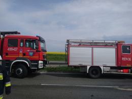 Samochód dostawczy zderzył się z tirem na A4