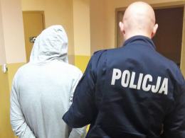 Kryminalni z Namysłowa zatrzymali dwóch mężczyzn podejrzanych o kradzieże z włamaniem