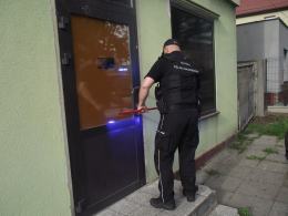 Funkcjonariusze KAS zlikwidowali nielegalny salon gier w pow. głubczyckim
