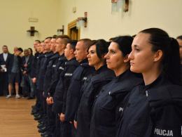 29 nowych policjantów wstąpiło w szeregi opolskiej Policji