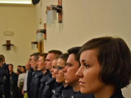 29 nowych policjantów wstąpiło w szeregi opolskiej Policji