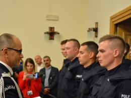 29 nowych policjantów wstąpiło w szeregi opolskiej Policji