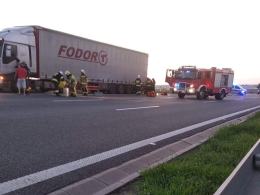 Wypadek na 266km A4. Jedna osoba ranna