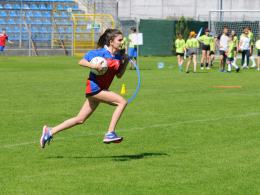 16 szkół podstawowych rywalizowało na stadionie Odry podczas sportowego Dnia Dziecka