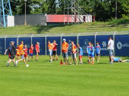 16 szkół podstawowych rywalizowało na stadionie Odry podczas sportowego Dnia Dziecka