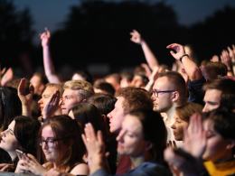 Mocne brzmienia na błoniach Politechniki. Tłumy Opolan na Rock Opole 2019
