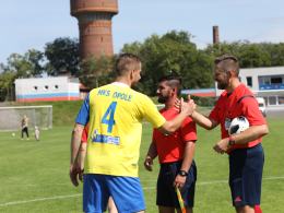 Na stadionie Odry Opole rozegrano mecz Dziennikarze kontra MOSiR