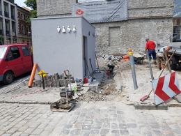 Montaż drugiej toalety bezdotykowej w centrum Opola utrudniał dojazd do pracy
