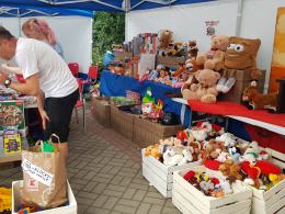 Dobra zabawa, integracja i moc "pomocy"- trwa Festyn Fundacji Dom