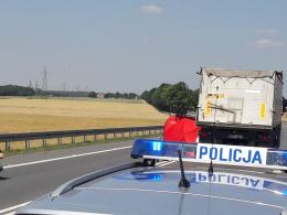 Śmiertelne potrącenie pieszego. Zablokowana DK 94 na wjeździe do Strzelec Opolskich