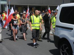 Narodowcy, społecznicy i organizacje przeciwne LGBT zjednoczyły się w kontrmanifestacji