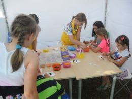 Piknik rodzinny nad Odrą przyciągnął tłumy Opolan