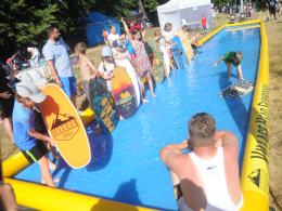Piknik rodzinny nad Odrą przyciągnął tłumy Opolan