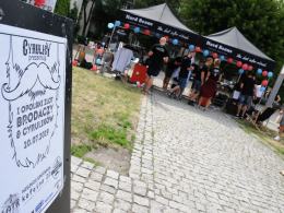 Cięli brodę żeby pomóc Cysi. Za nami I Zlot Brodaczy i Cyrulików
