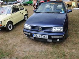 Stare zabytkowe pojazdy zjechały do Dobrzenia Wielkiego. Trwa XII Zlot Oldtimerów