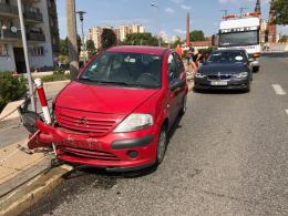 Pijana 45-latka rozbiła auto w centrum miasta