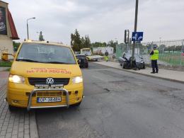 Poranny rajd nietrzeźwego kierowcy BMW zakończył się na latarni
