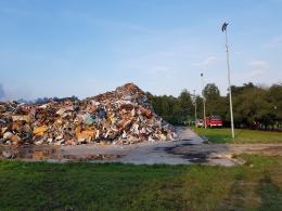 Trwa akcja gaśnicza na składowisku odpadów w Kędzierzynie Koźlu