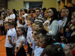 Młodzież szkolna rozpoczęła rok szkolny. Jeszcze 297 dni do wakacji