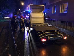 21-latek wjechał pod most na Bończyka autem dostawczym