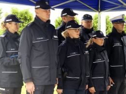 Nowy radiowóz w prudnickiej komendzie