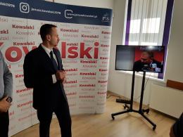 "Zlikwidujemy czy nie zlikwidujemy?" Janusz Kowalski stworzył spot o Witoldzie Zembaczyńskim