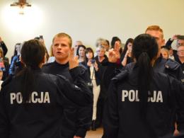 23 nowych policjantów ślubowało w Opolu