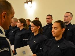 23 nowych policjantów ślubowało w Opolu